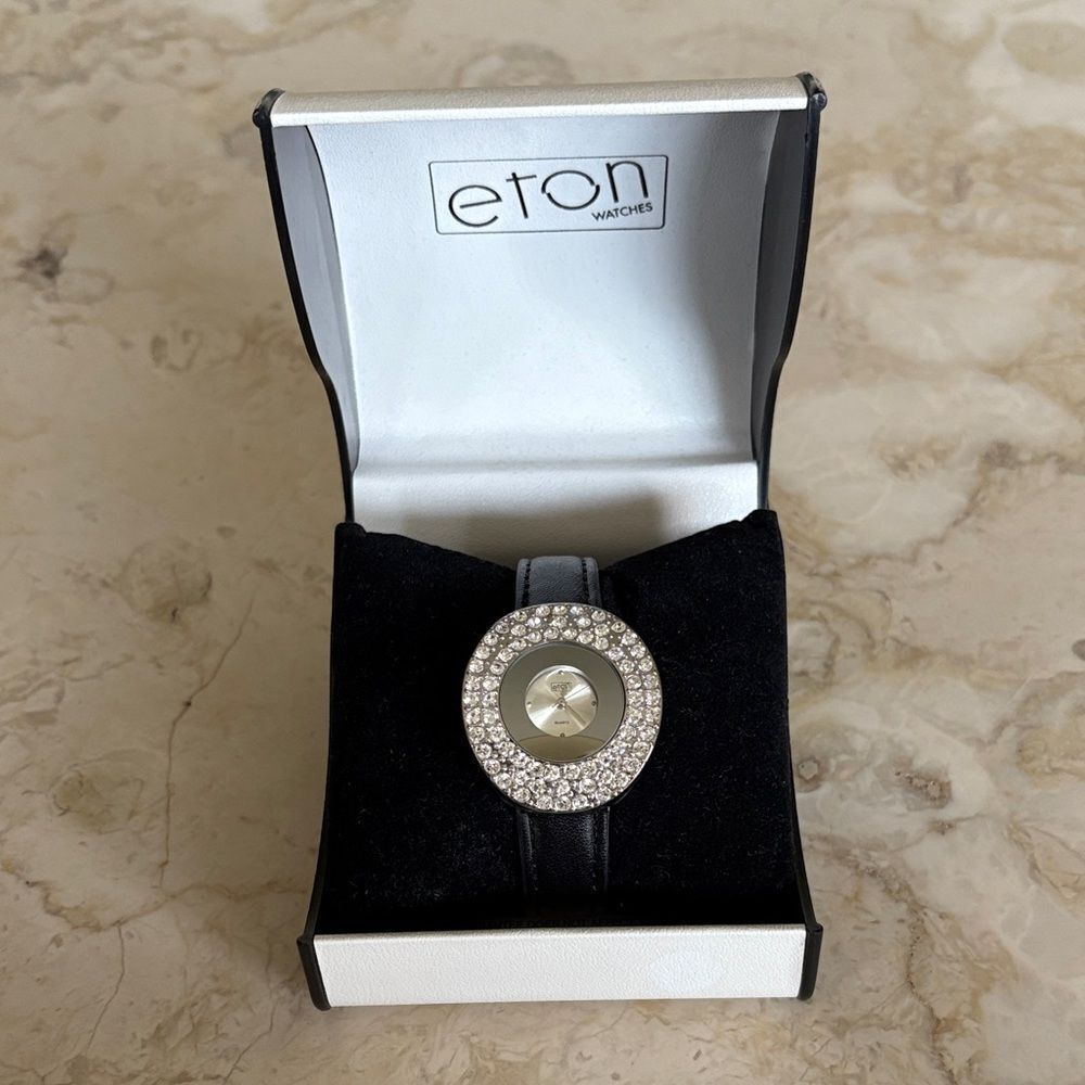 NWOT Eton Wristwatch Oval Dial Crystal Embellished in Box - Picture 5 of 10